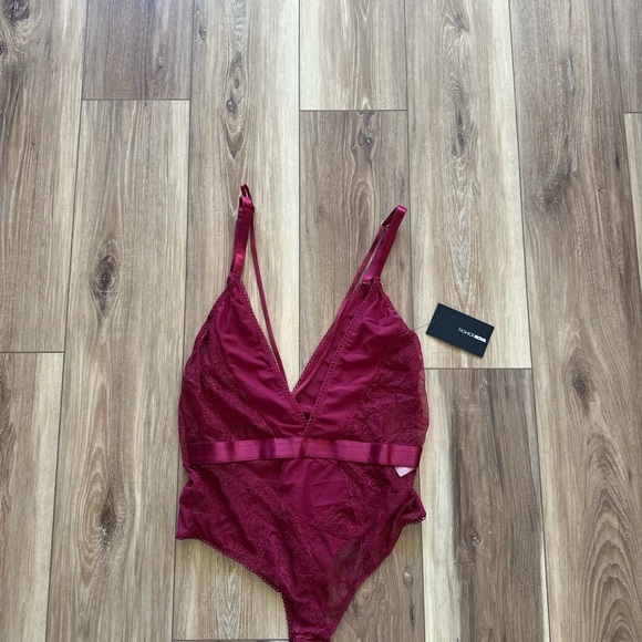 Fashion Nova women’s manipulation teddy bodysuit Bodysuit size 1X NWT - Picture 2 of 5